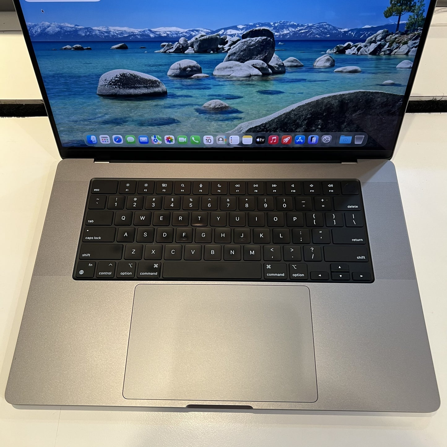 RENEWED Apple MacBook Pro 16" M2 Pro (2023)
