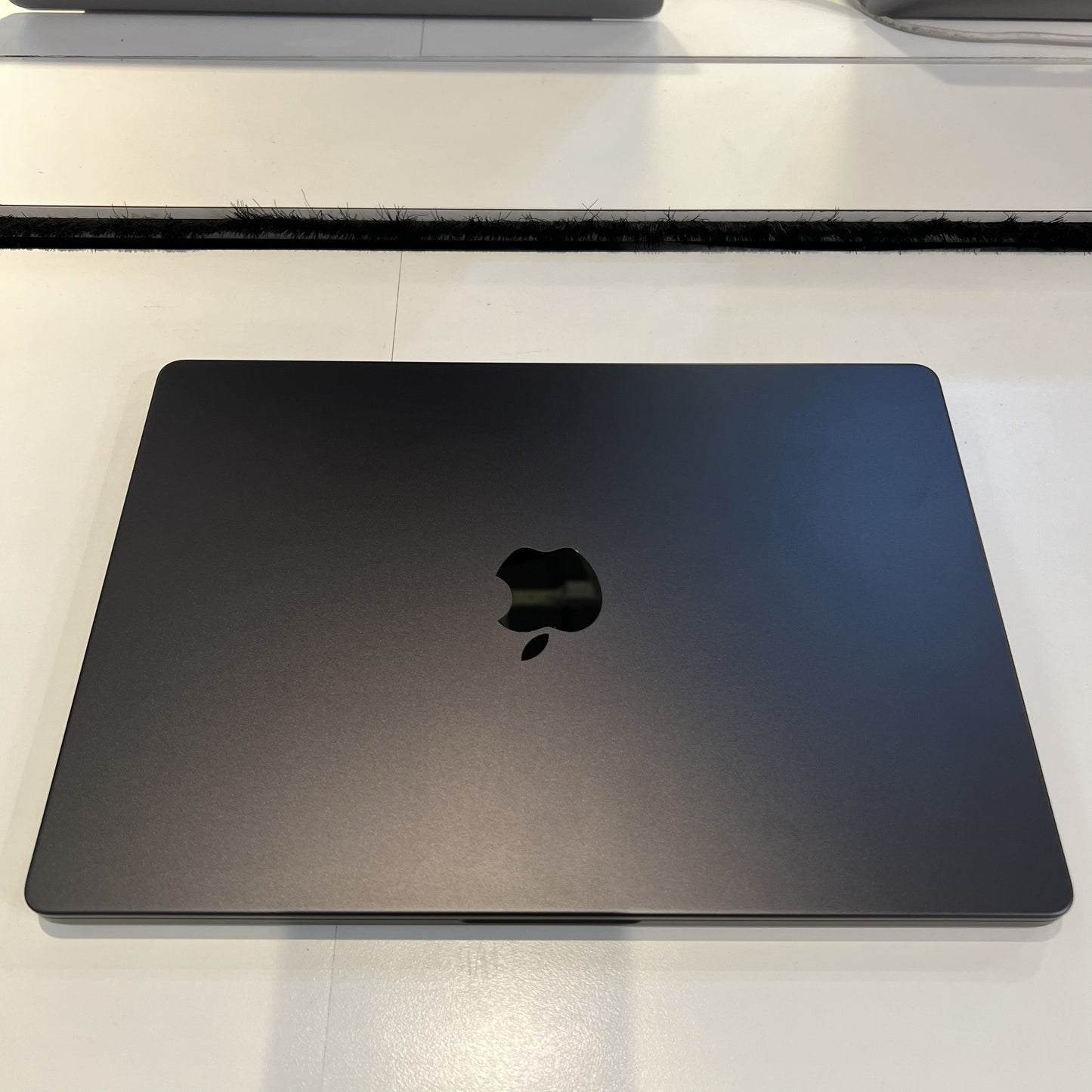 RENEWED Apple MacBook Pro 14" M4 (Nov 2024)