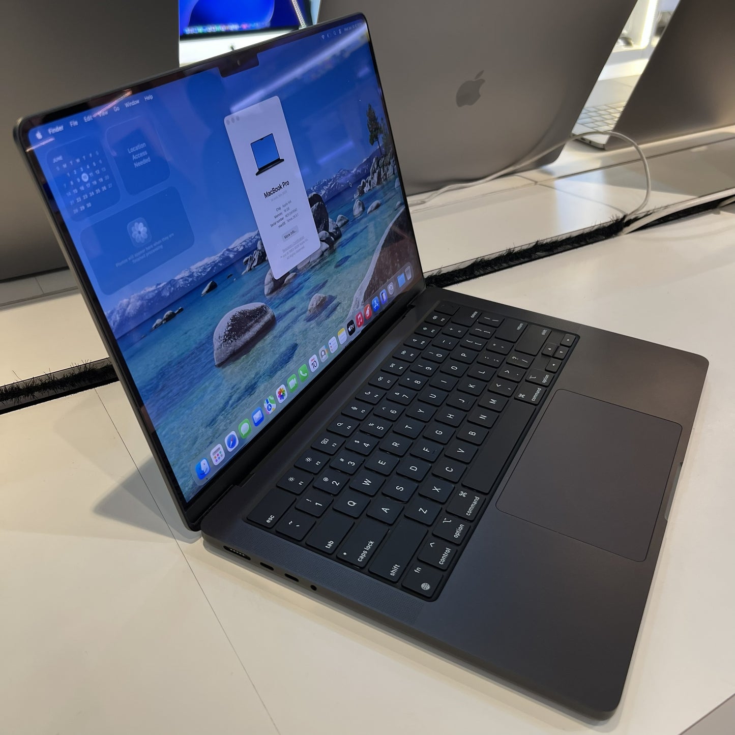 RENEWED Apple MacBook Pro 14" M4 (Nov 2024)