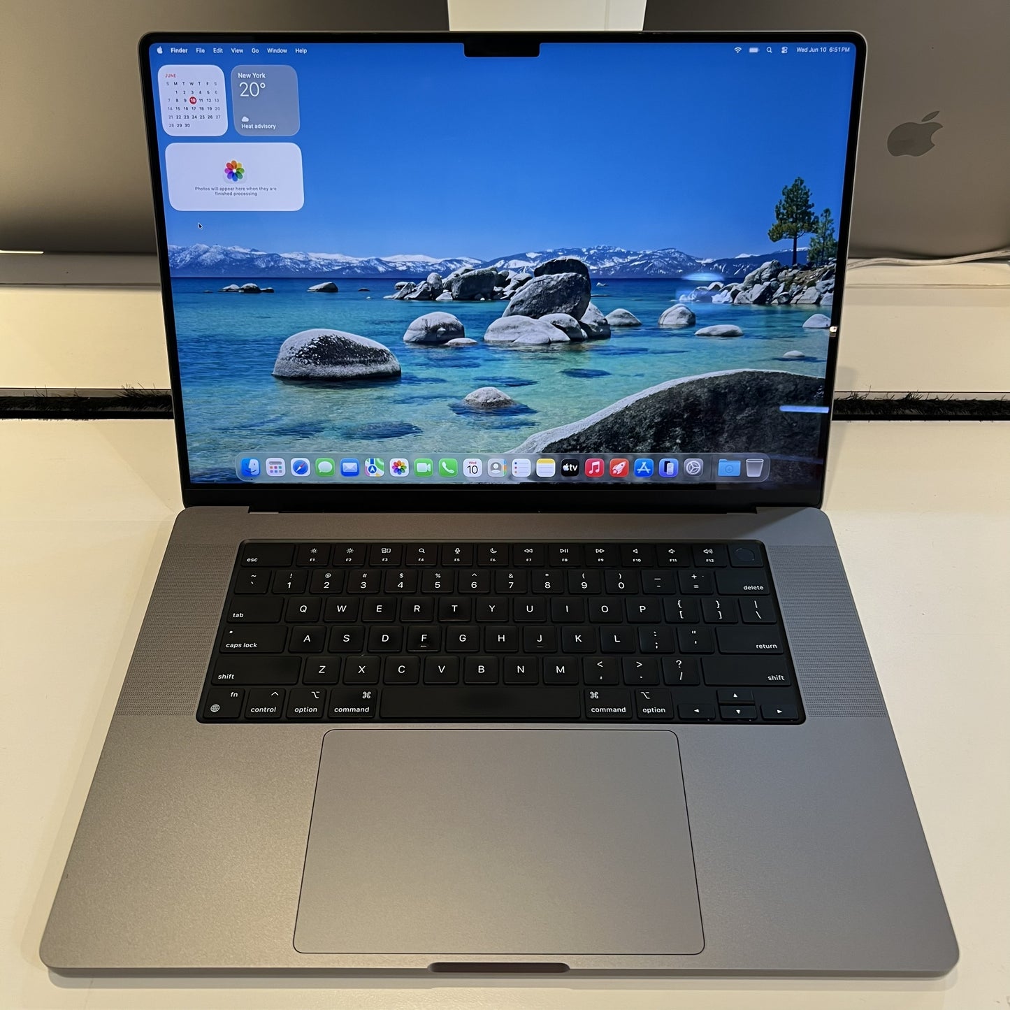 RENEWED Apple MacBook Pro 16" M2 Pro (2023)