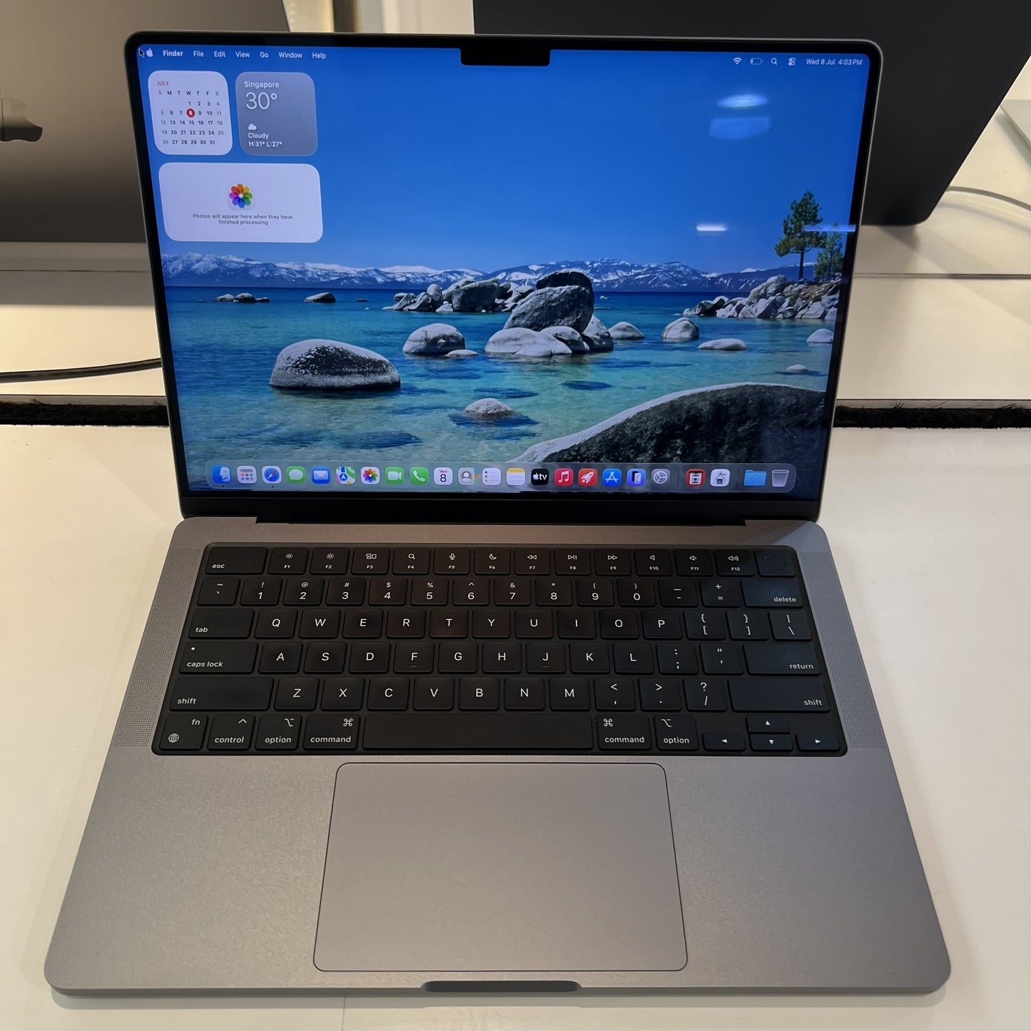 RENEWED Apple MacBook Pro 14" M3 16GB 512GB (2023)