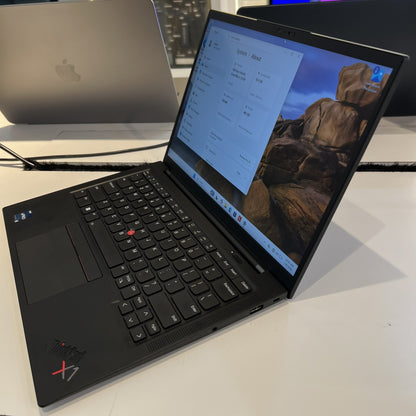 RENEWED Lenovo ThinkPad X1 Carbon Gen 10