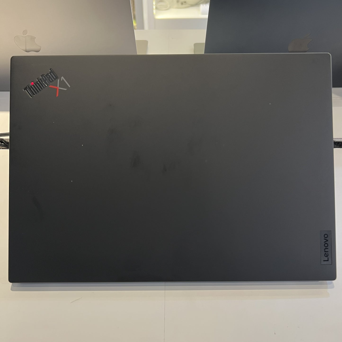 RENEWED Lenovo ThinkPad X1 Carbon Gen 9 (Used)