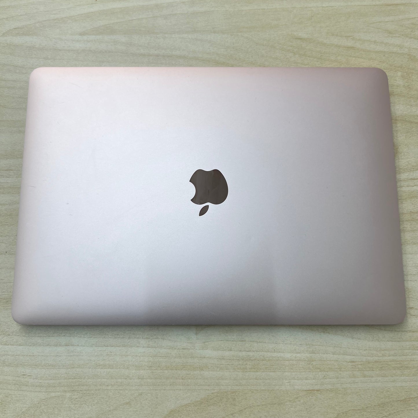 RENEWED Apple MacBook Air 13" 2019 (Like New)