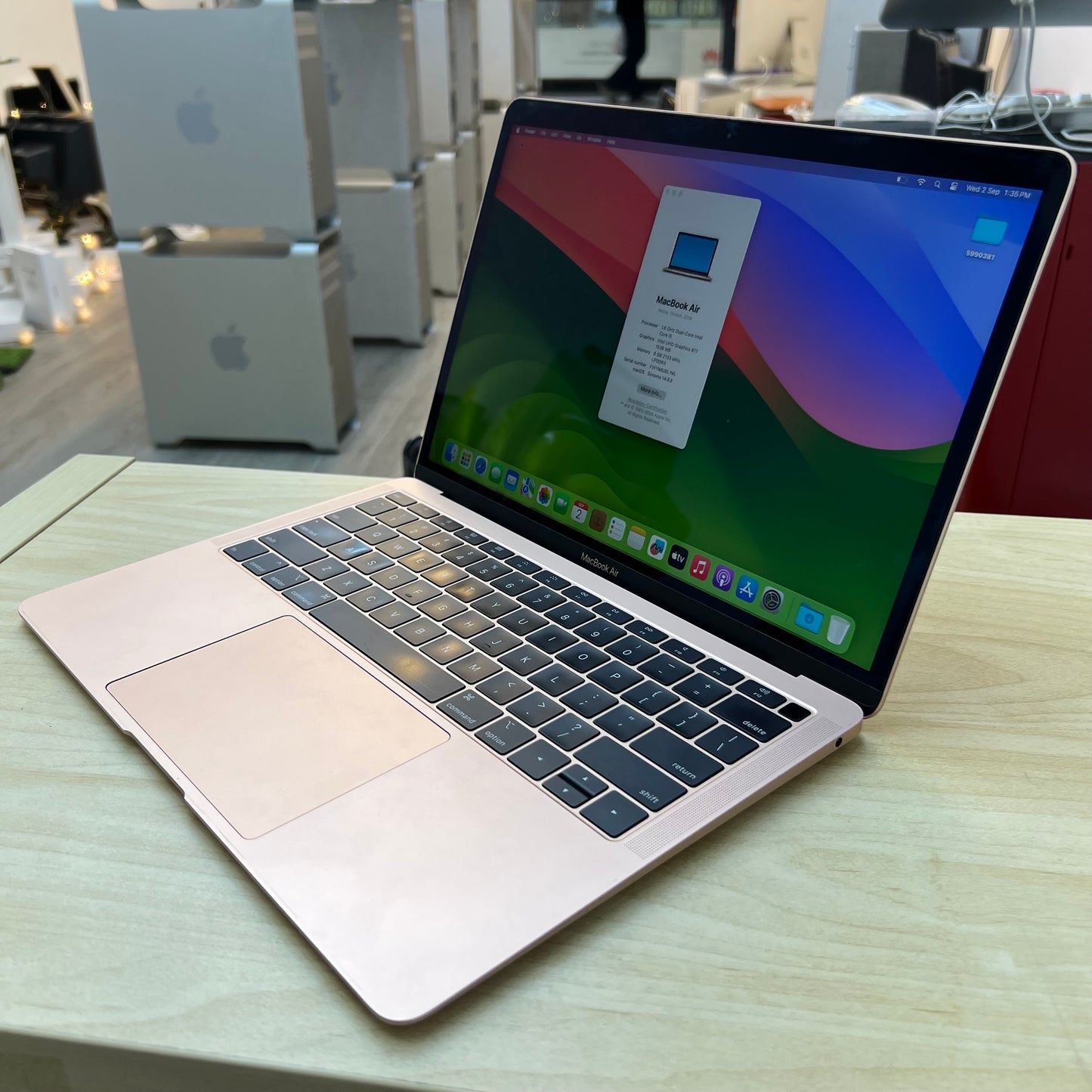 RENEWED Apple MacBook Air 13" 2019 (Like New)