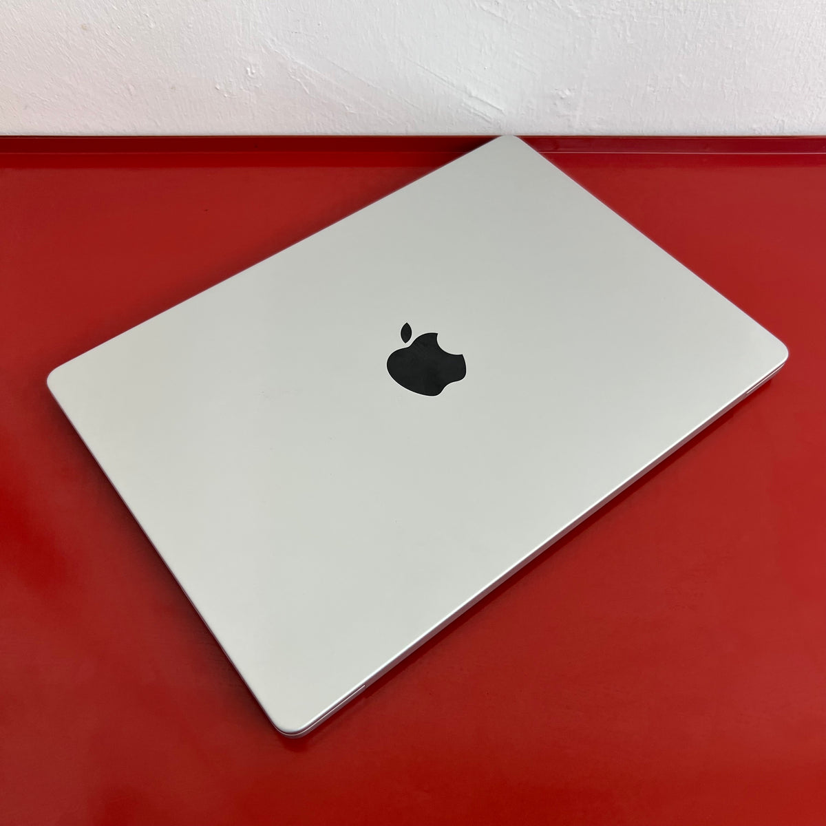 RENEWED Apple MacBook Pro 14" M4 16GB 512GB (2024)
