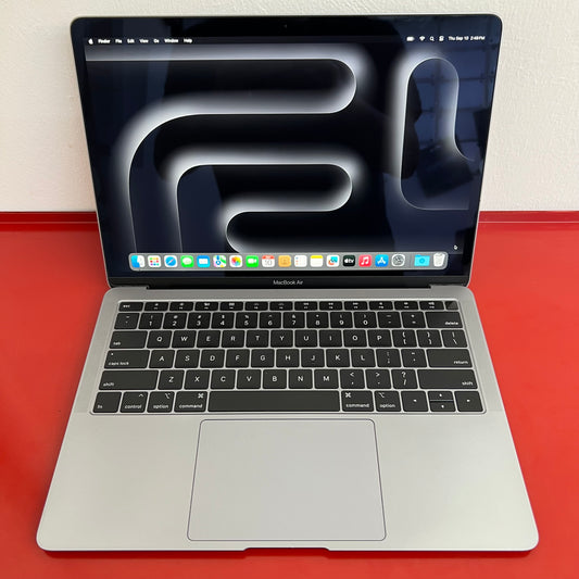 RENEWED Apple MacBook Air 13" 2018 Core i5 8GB 128GB (Like New)